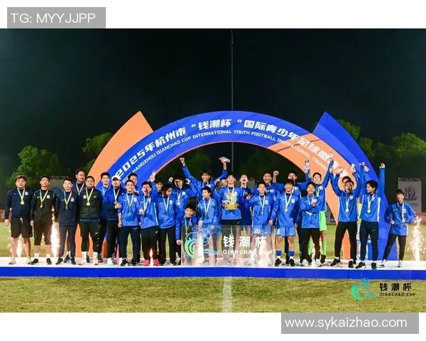 杭州足球队在足球比赛经验排行榜中荣登第六名展现实力与潜力 杭州足球队在足球比赛经验排行榜中荣登第六名展现实力与潜力